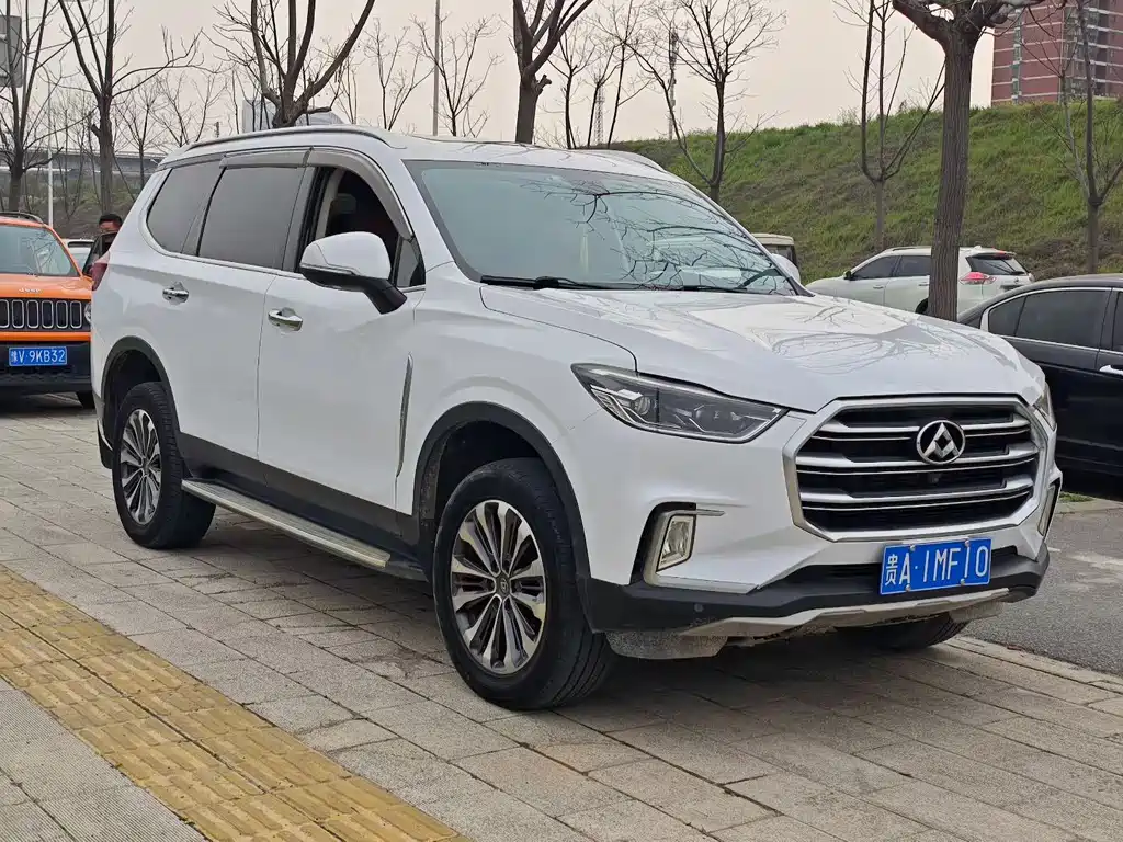 Maxus D90 2.0 T Auto 4 WD Star