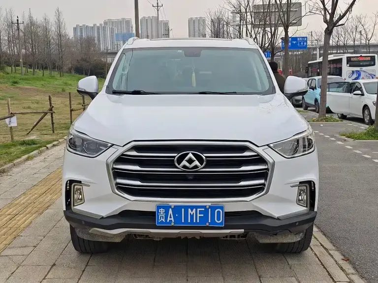 Maxus D90 2.0 T Auto 4 WD Star