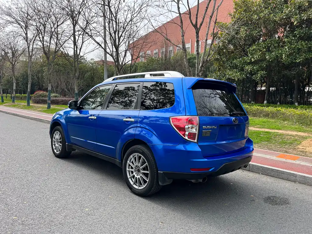 Forester Classic 2.5 XS Auto Sport Navigation