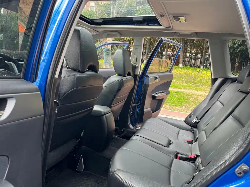 Forester Classic 2.5 XS Auto Sport Navigation