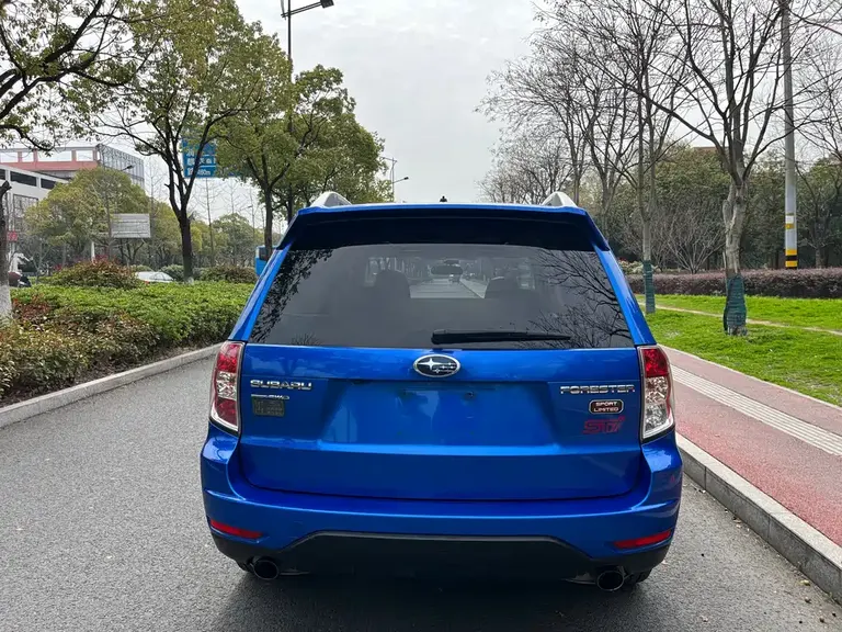 Subaru Forester Classic 2.5 XS Auto Sport Navigation