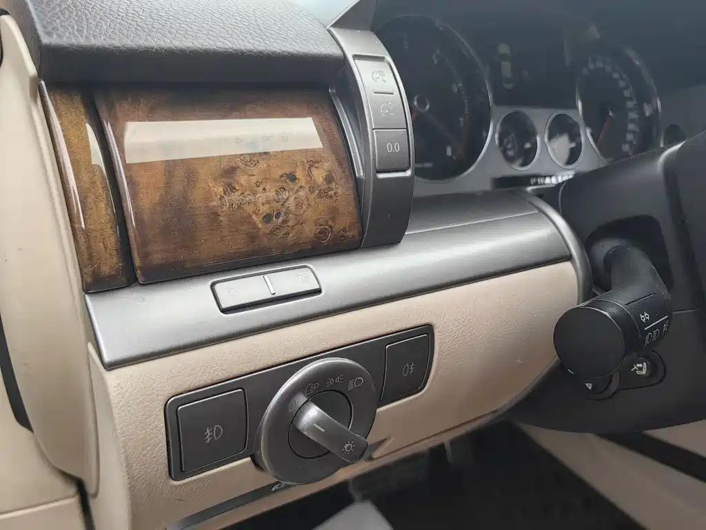 Phaeton 4.2 L V8 4-seat Extended Individual