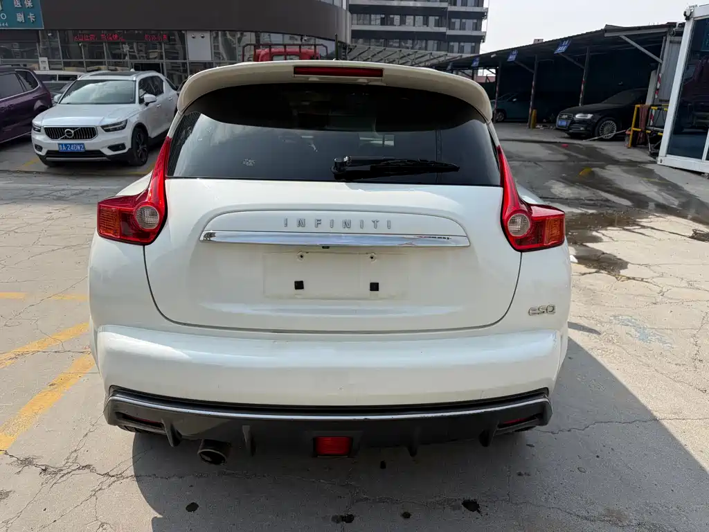 Infiniti ESQ 英菲尼迪ESQ 2014款 1.6 L 率臻版