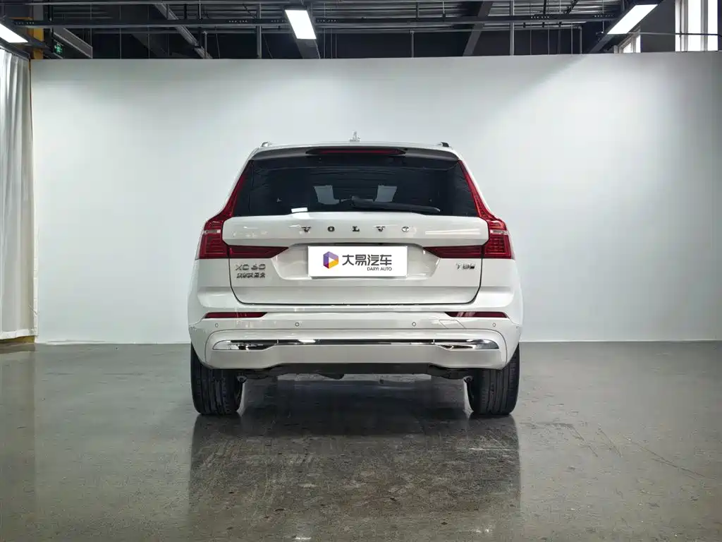 Volvo XC60 PHEV PHEV Hybrid Long Range 4 WD Smart Vision Luxury