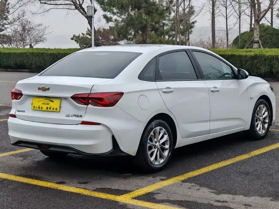 Monza 1.5 L DCT Pleasure