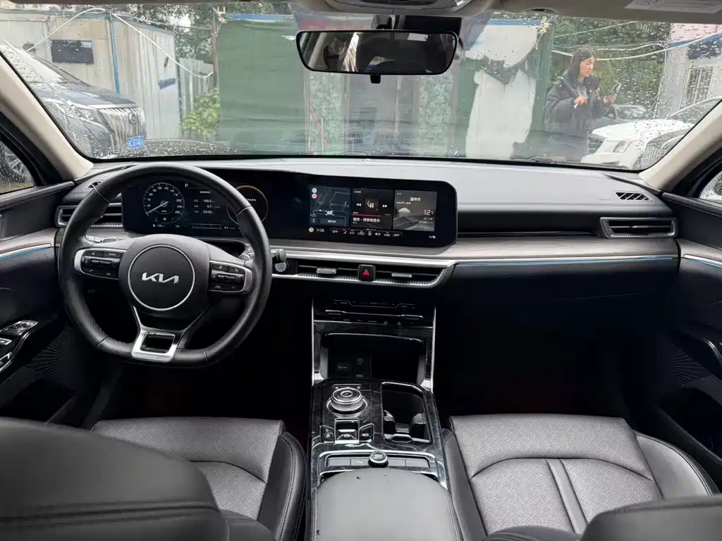 Kia K5 270 T CVVD Luxury