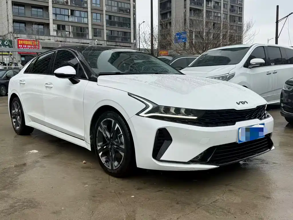 Kia K5 270 T CVVD Luxury