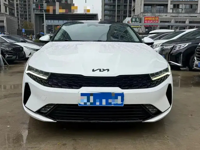 Kia K5 270 T CVVD Luxury