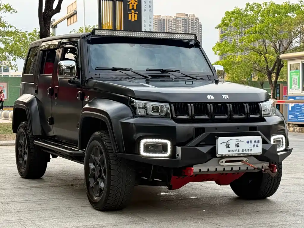 BAIC BJ40 2.0 D Auto 4 WD Blade Hero Swordsman (Front/Rear E-Lock)