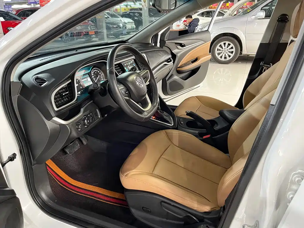Excelle GX 阅朗 2019款 18 T 自动互联旗舰型 国V