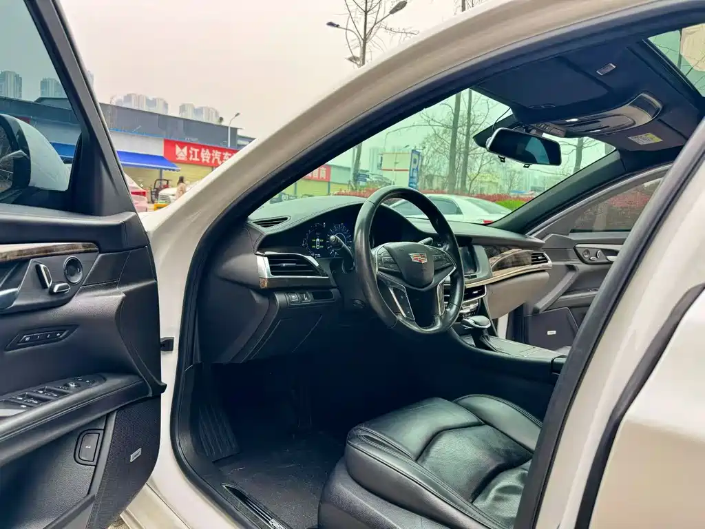 Cadillac CT6 28 T Luxury