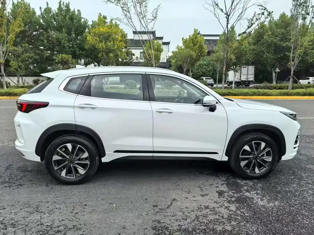 Exeed Zhuifeng C-DM 1.5 TCI-DHT 105 KM Ride Wind