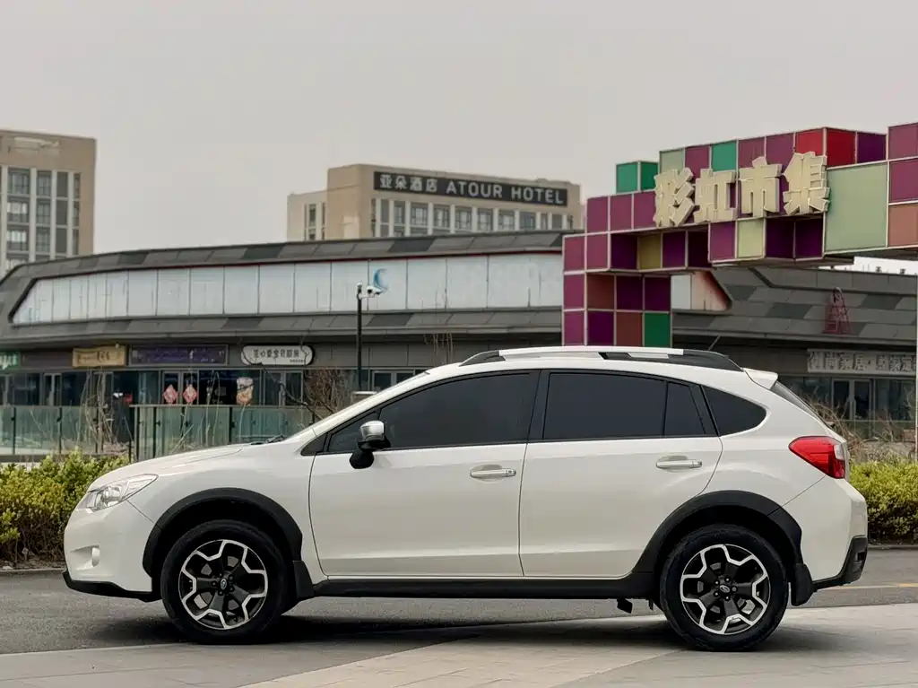Subaru XV 斯巴鲁XV 2015款 2.0 i 特装运动版