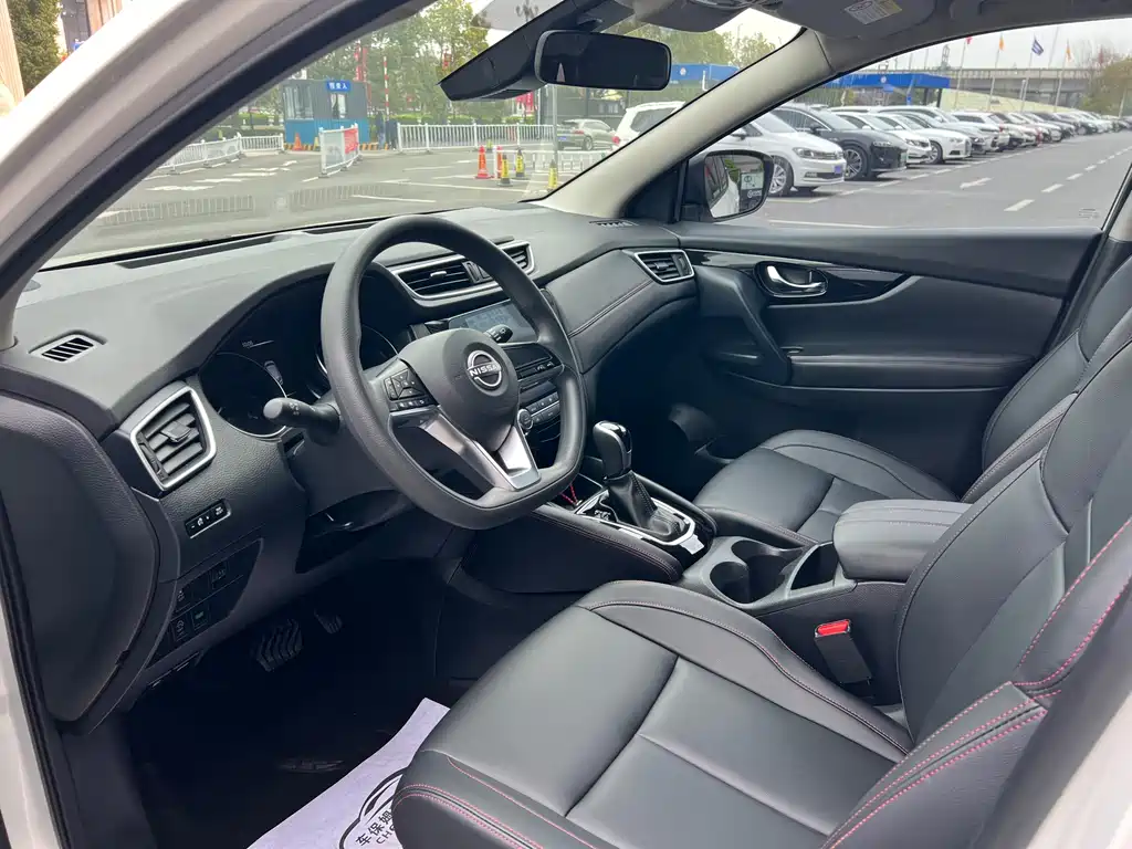 Qashqai Classic 2.0 L CVT XV Comfort