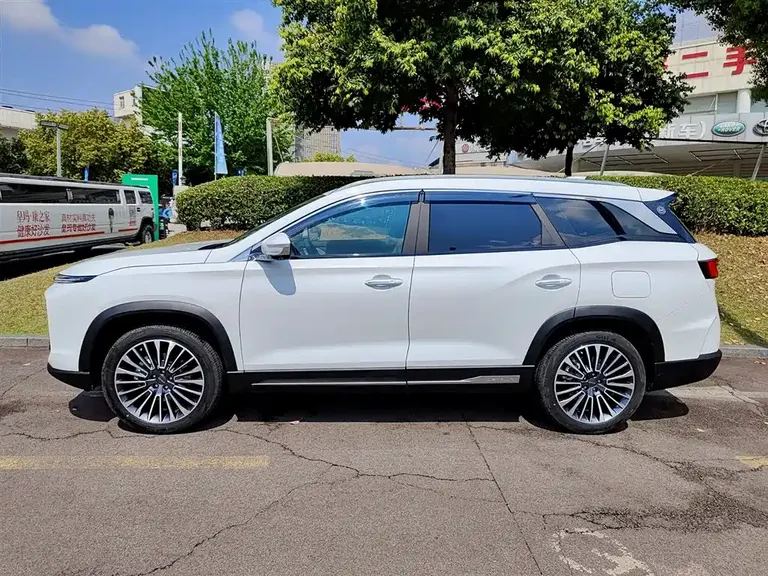 Jetour X90 C-DM 捷途X90 C-DM 2025款 豪华版 7座