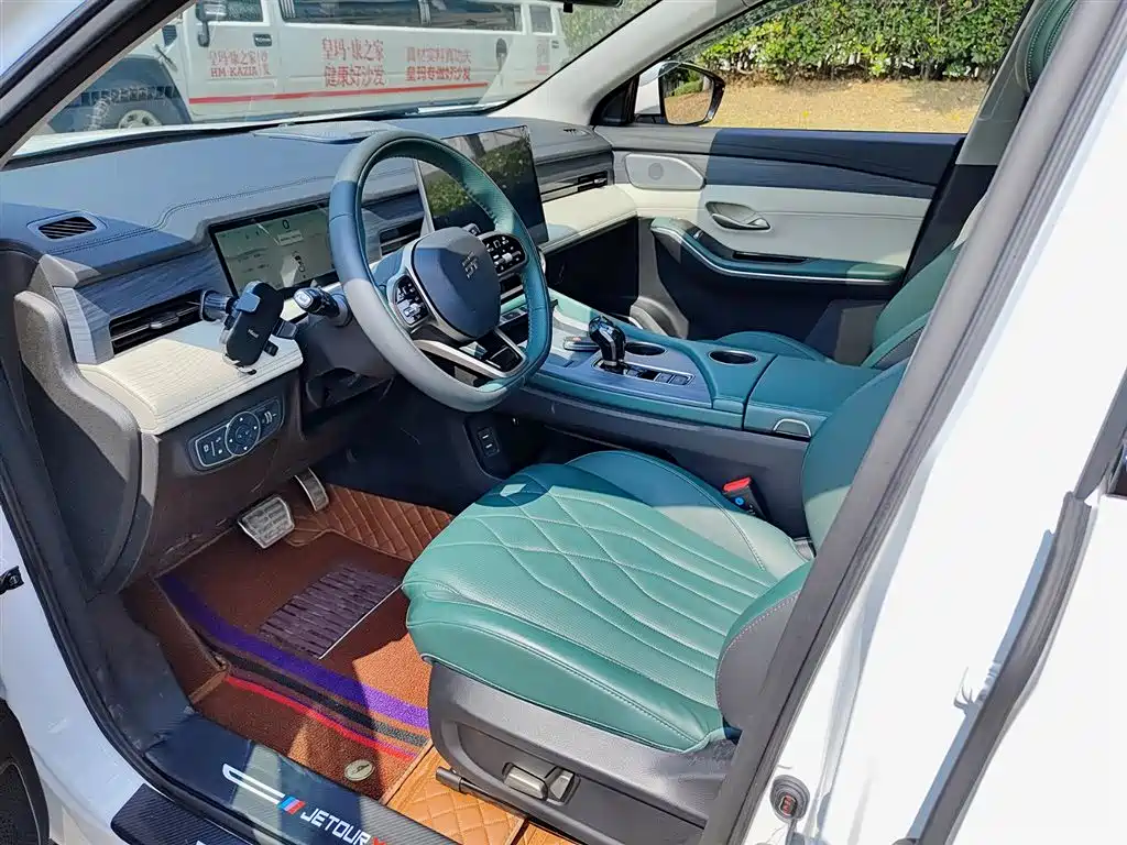 Jetour X90 C-DM 捷途X90 C-DM 2025款 豪华版 7座