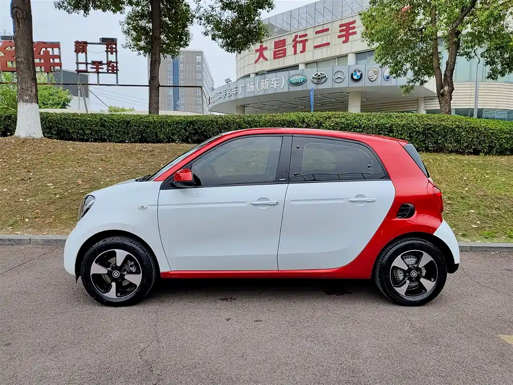 smart forfour 1.0 L 52 kW Passion