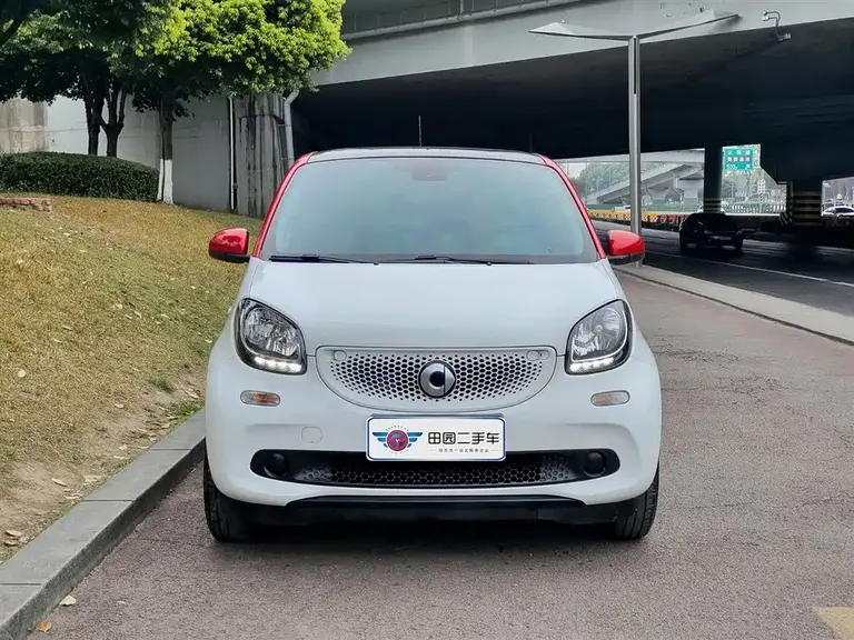 smart forfour 1.0 L 52 kW Passion