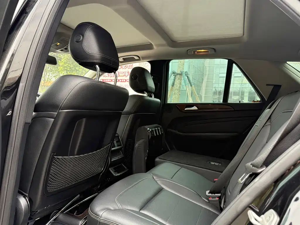 Mercedes-Benz M-Class ML 400 4 MATIC Dynamic