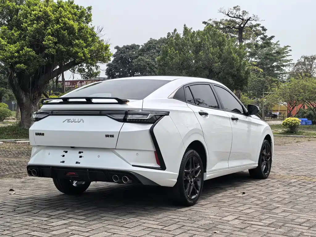 Yixuan Mach 1.5 T Auto Hunt Knight