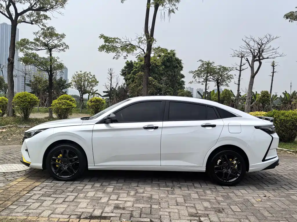 Yixuan Mach 1.5 T Auto Hunt Knight