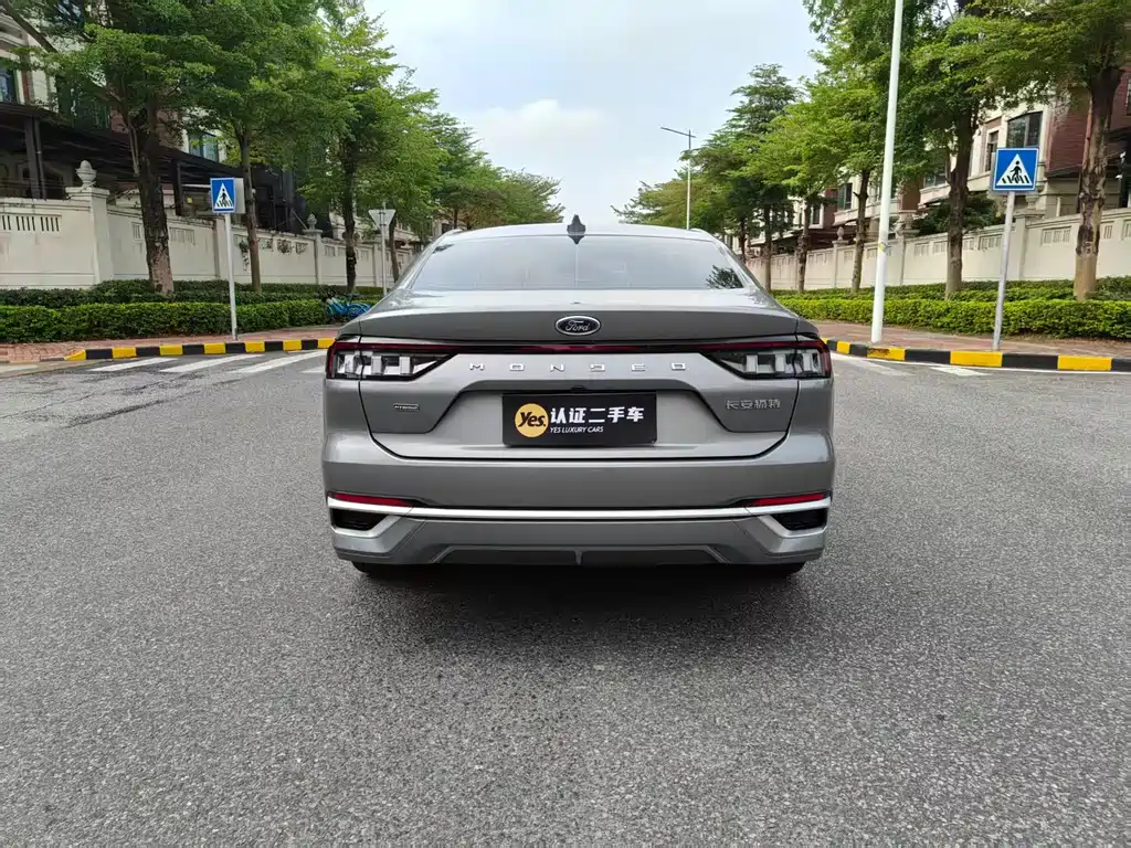 Mondeo 蒙迪欧 2025款 1.5 T EcoBoost E 混动 舒雅型