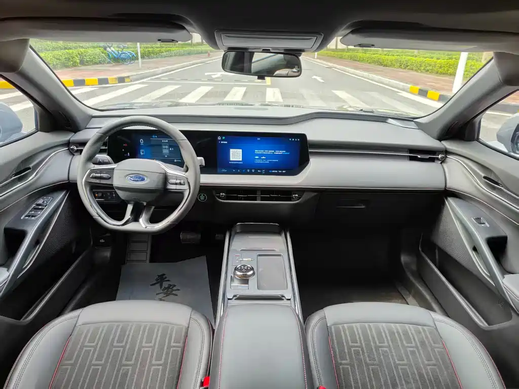 Mondeo 蒙迪欧 2025款 1.5 T EcoBoost E 混动 舒雅型