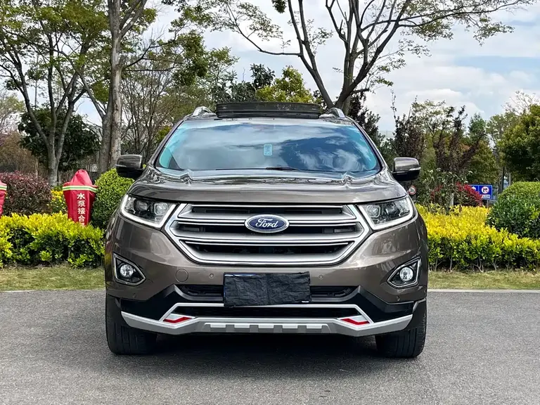 Ford Edge EcoBoost 245 4 WD Supreme Sharp 7-seat