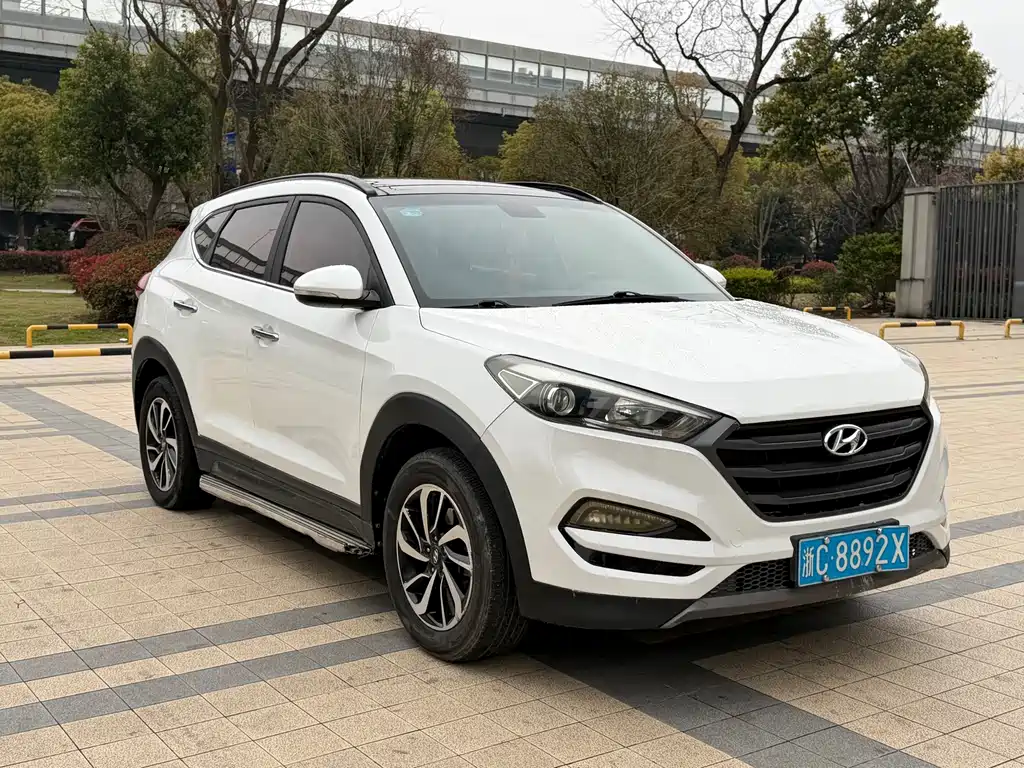 Tucson 1.6 T DCT 2 WD Intelligent