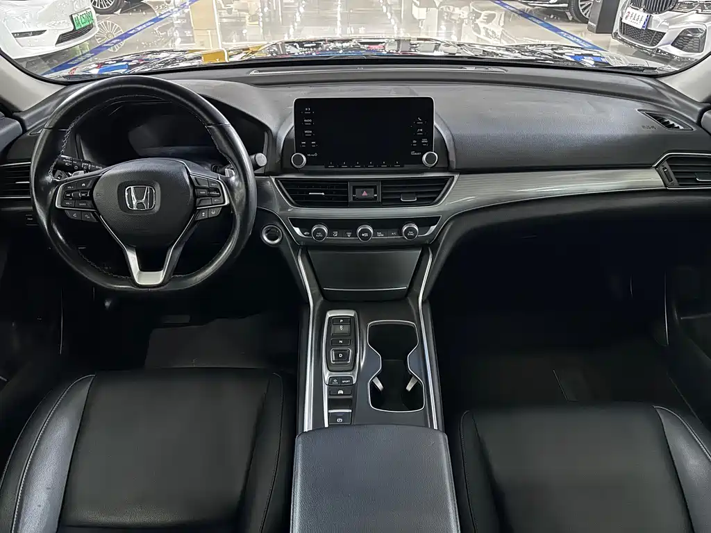 Accord Sharp· Hybrid 2.0 L Sharp Leading CN-VI