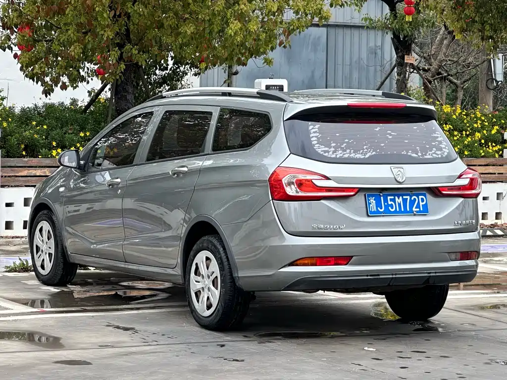 Baojun 310 W 1.5 L Manual Comfort CN-V