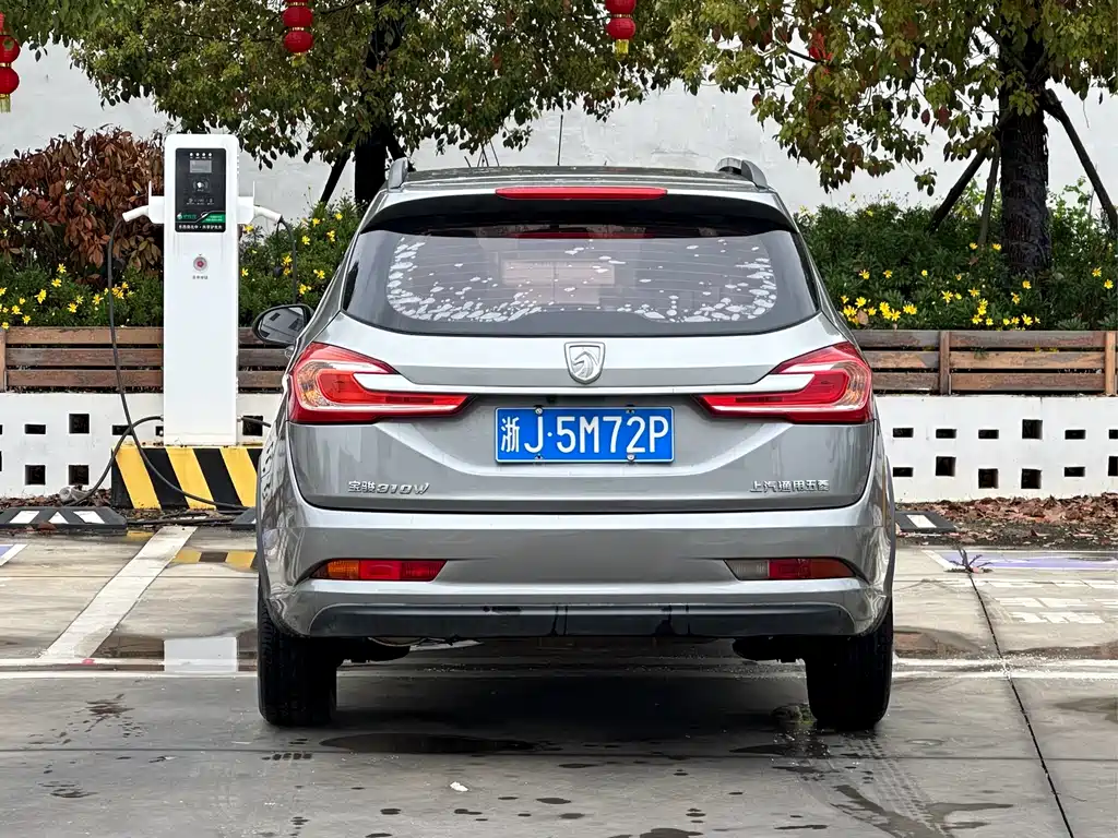 Baojun 310 W 1.5 L Manual Comfort CN-V