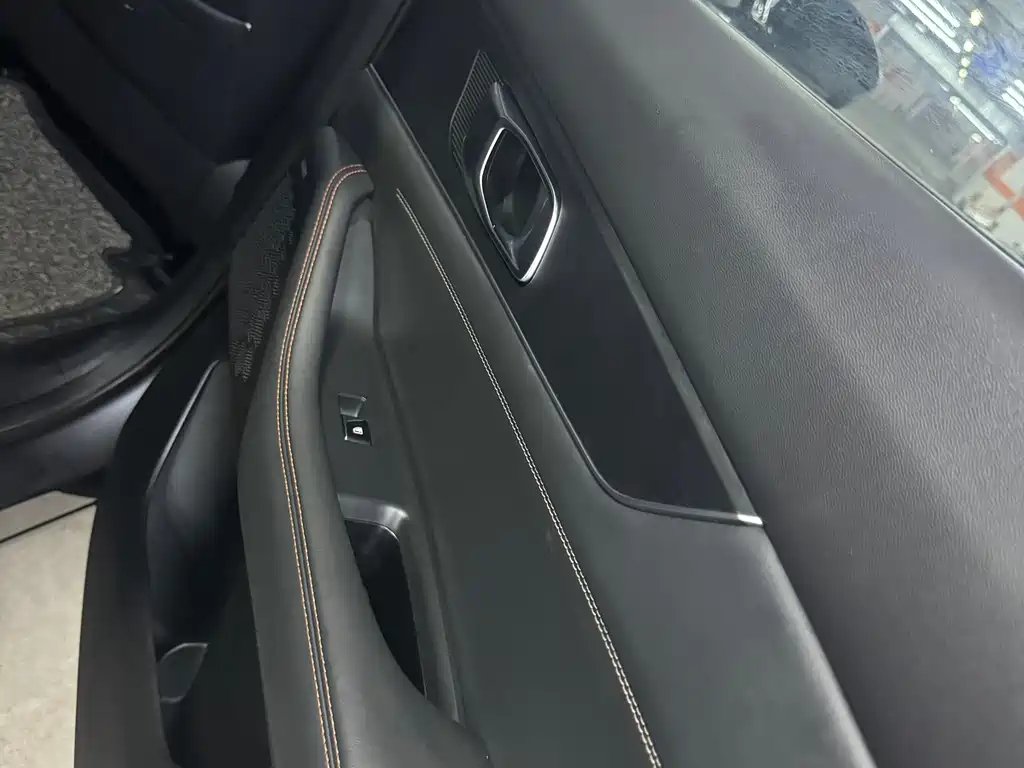 Changan UNI-K 2.0 T Outstanding