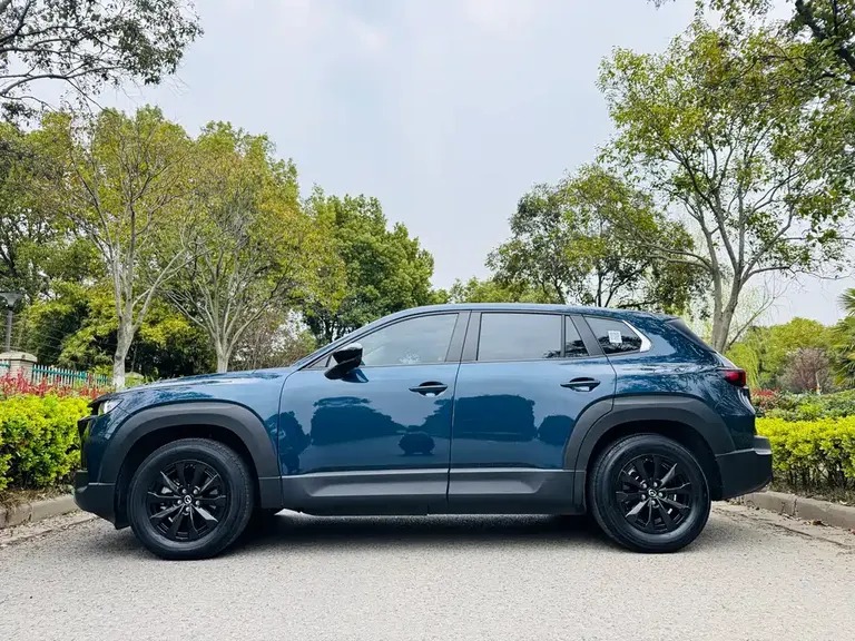 Mazda CX-50 2.0 L