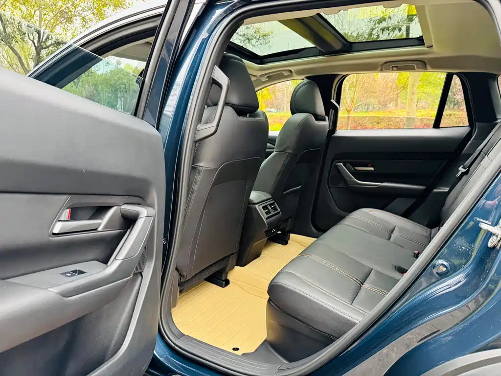 Mazda CX-50 2.0 L