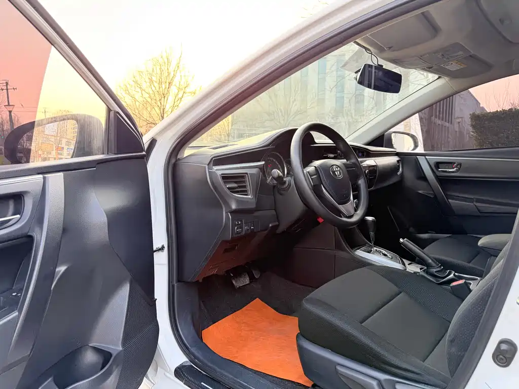 Levin 1.6 G CVT Elite