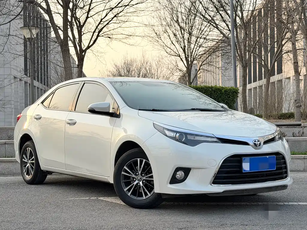 Levin 1.6 G CVT Elite