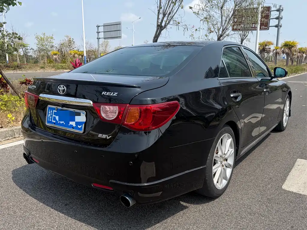 Mark X 2.5 V Style Elite