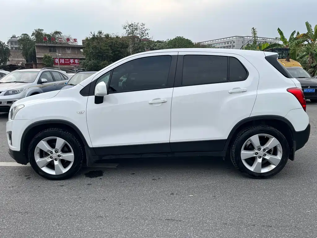 Tracker 1.4 T Manual 2 WD Comfort