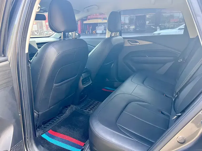 Wuling Starlight Co-Create 150 Standard