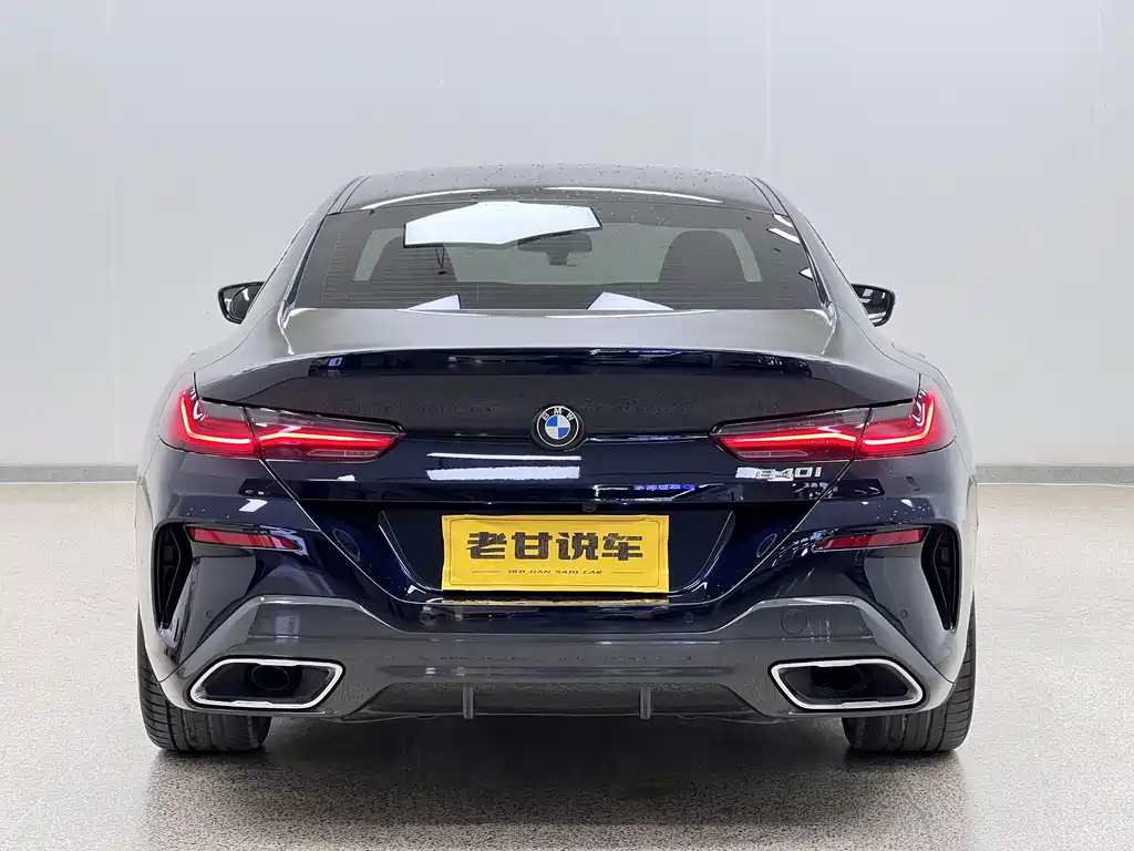 BMW 8 Series Facelift 840 i 4-door Coupe M Sport Package