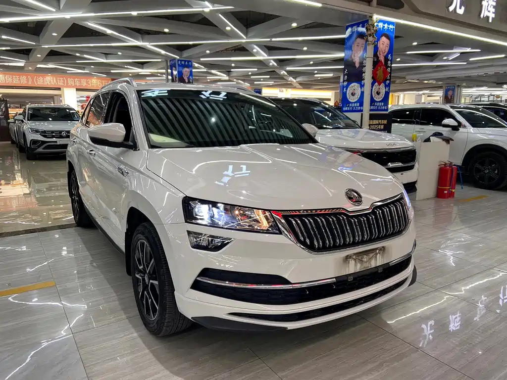 Karoq TSI280 Luxury