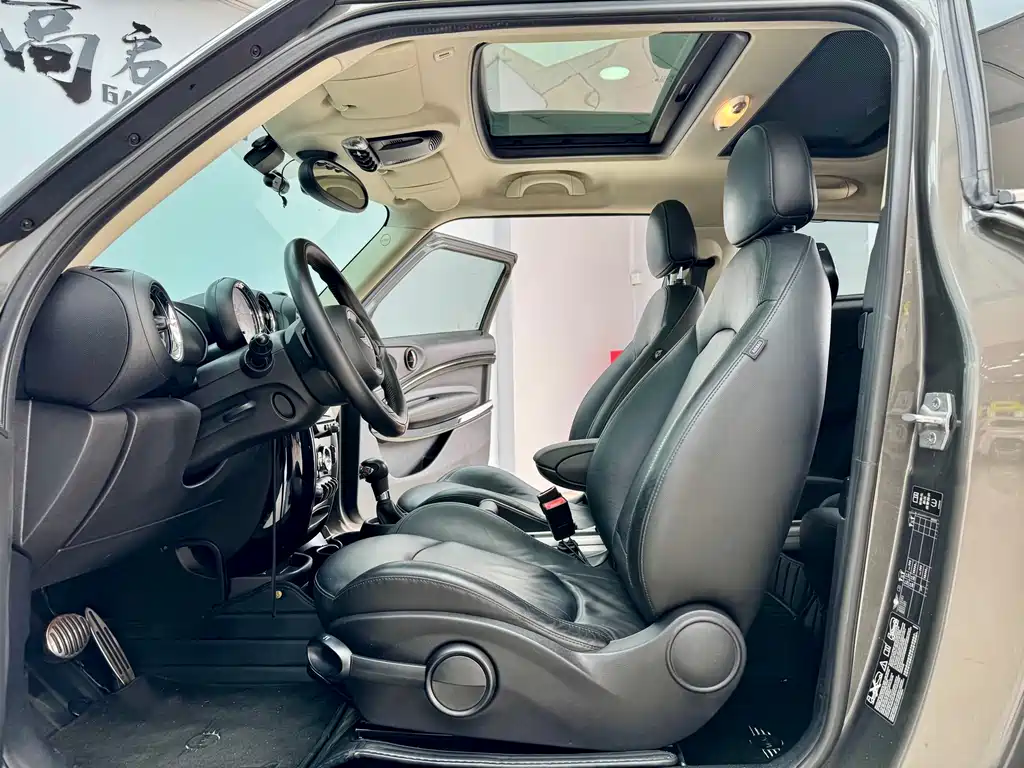 MINI Paceman 1.6 T COOPER S ALL4