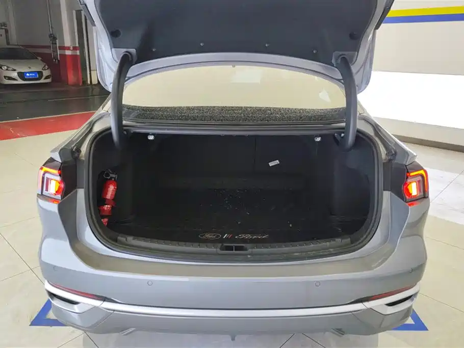 Mondeo Facelift EcoBoost 245 Luxury