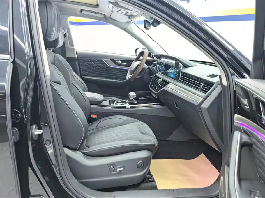 Hongqi HS5 Facelift 2.0 T Connected Flagship Enjoyment