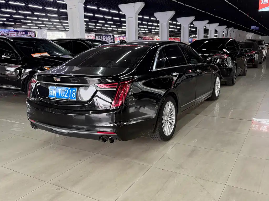 Cadillac CT6 28 T Fashion