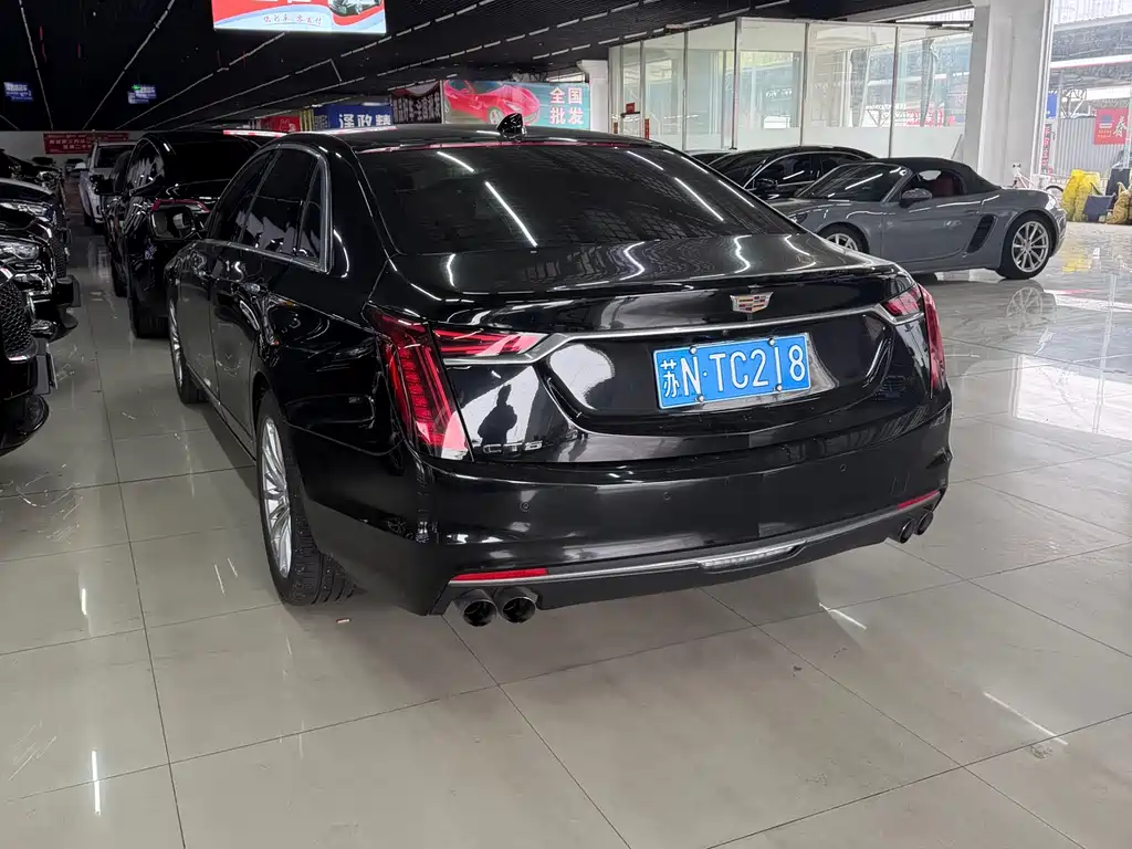 Cadillac CT6 28 T Fashion