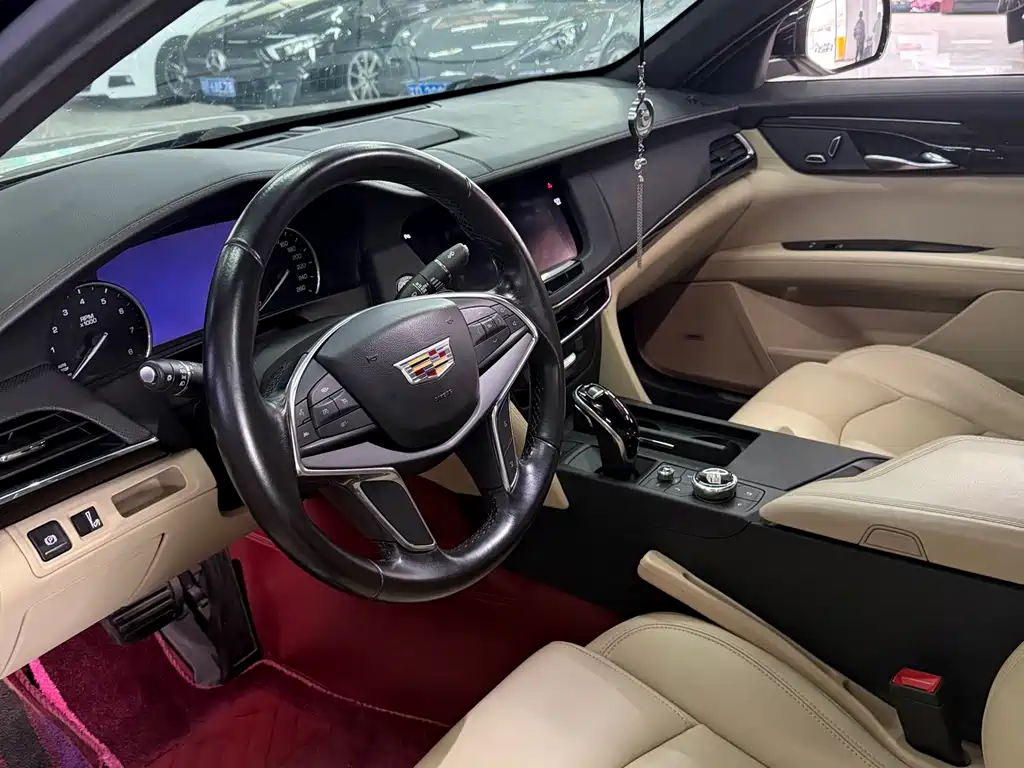Cadillac CT6 28 T Fashion