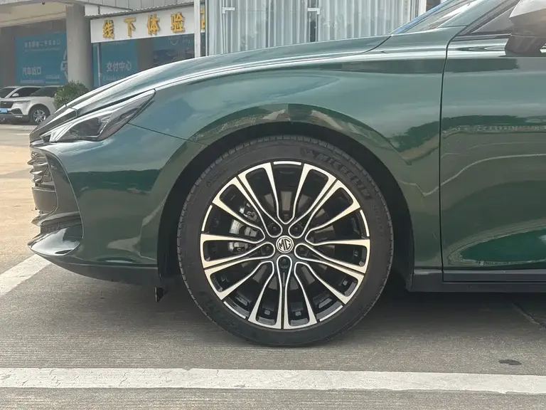 MG7 1.5 T 300 DCT Grace