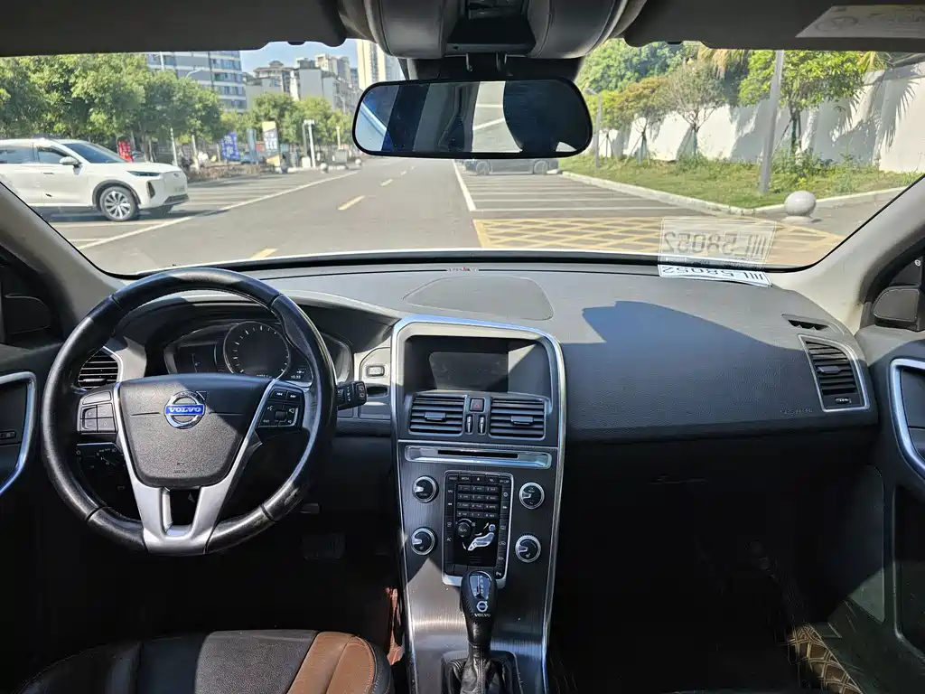 Volvo XC60 T5 Smart Progress